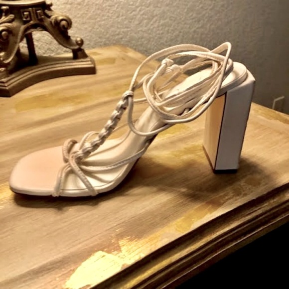 New JESSICA SIMPSON Maena Lace-up Strappy Leather High Heel Sandal SZ 9.5 - Picture 5 of 8
